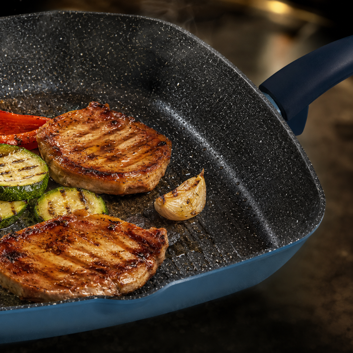 Bistecchiera grill antiaderente 28x28 cm in alluminio forgiato effetto pietra - Gaia Deluxe GMD